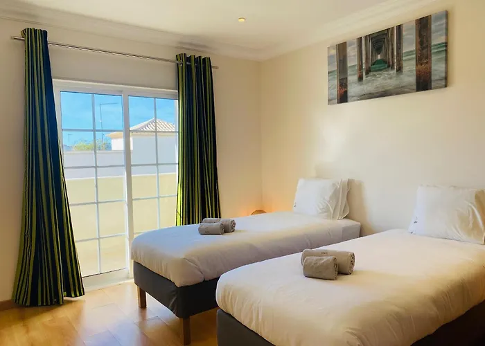 Private Deluxe 3bd Pool Wi-fi Ac Bbq Villa